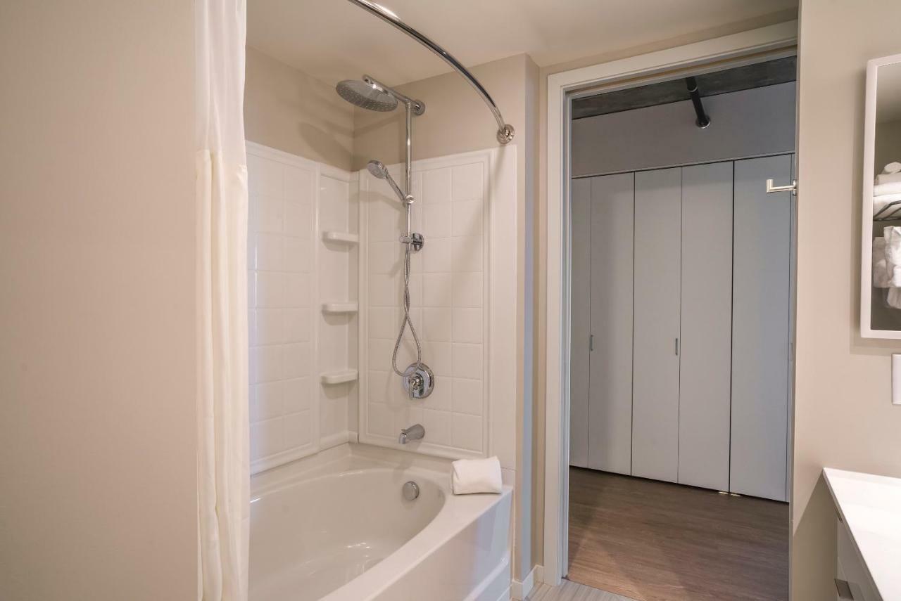 Mint House Minneapolis - Downtown West المظهر الخارجي الصورة