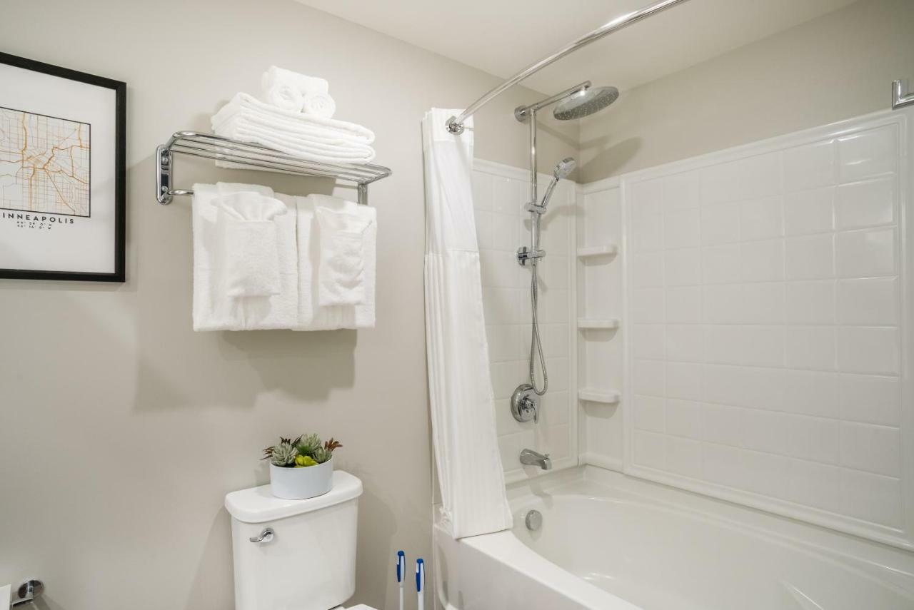 Mint House Minneapolis - Downtown West المظهر الخارجي الصورة
